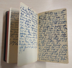 aufgeschlagenes Tagebuch von Pia Seidensacher, 1945r